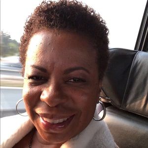 Meet your Posher, Sonia